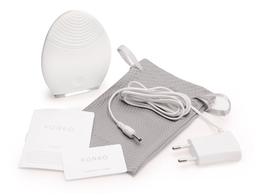 Foreo LUNA Facial Cleansing + Anti-Aging Device - Ultra-Sensitive