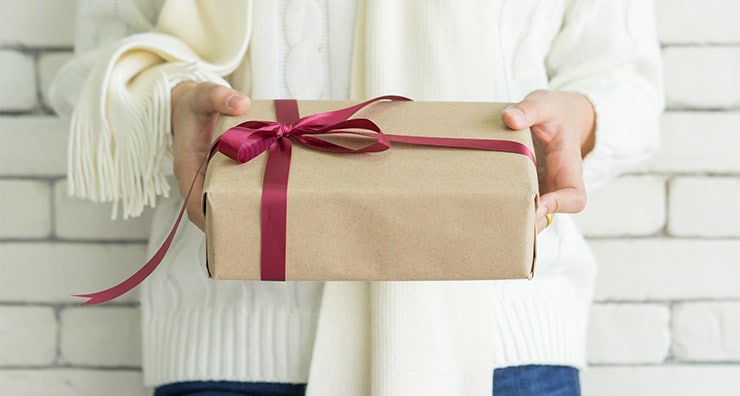 Holiday Gift Guide: Five Things to Consider When Giving Skin Care Products   