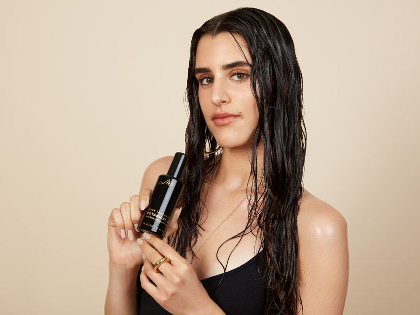 Monika Blunder Body Language Botanical Oil