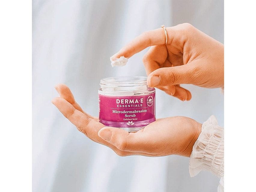 derma e Essentials Microdermabrasion Scrub